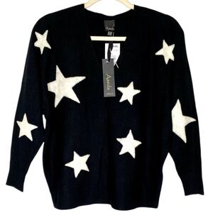 Aaeda Black & White Star Soft Women’s Sweater | medium | NWT
